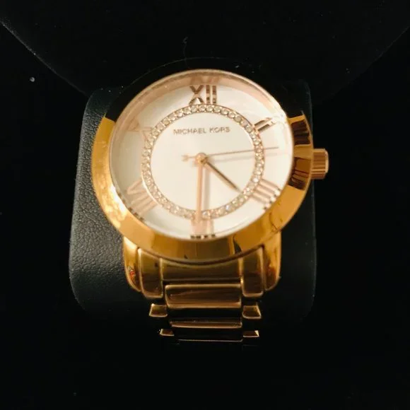 Michael Kors Janey Women\'s Rose Gold Tone Watch. Michael Kors Janey Ladies Rose Gold-Tone Crystals/White Dial  main image 3